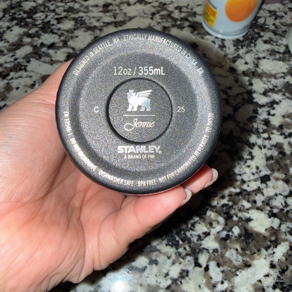 Stanley Jennie Collab - Picture 3 of 4